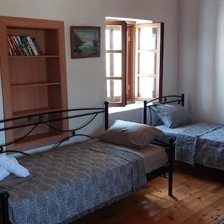 VΛ Village house 'Liodentro' * Stefania