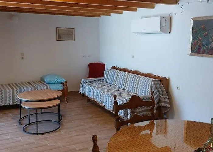 Σπίτι διακοπών Vλ Village House 'Liodentro' Stefania
